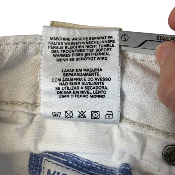 Miss Me Irene Shorts Womens Sz 29 White Embroidered Low Rise Flap Pocket Denim - Picture 14 of 15